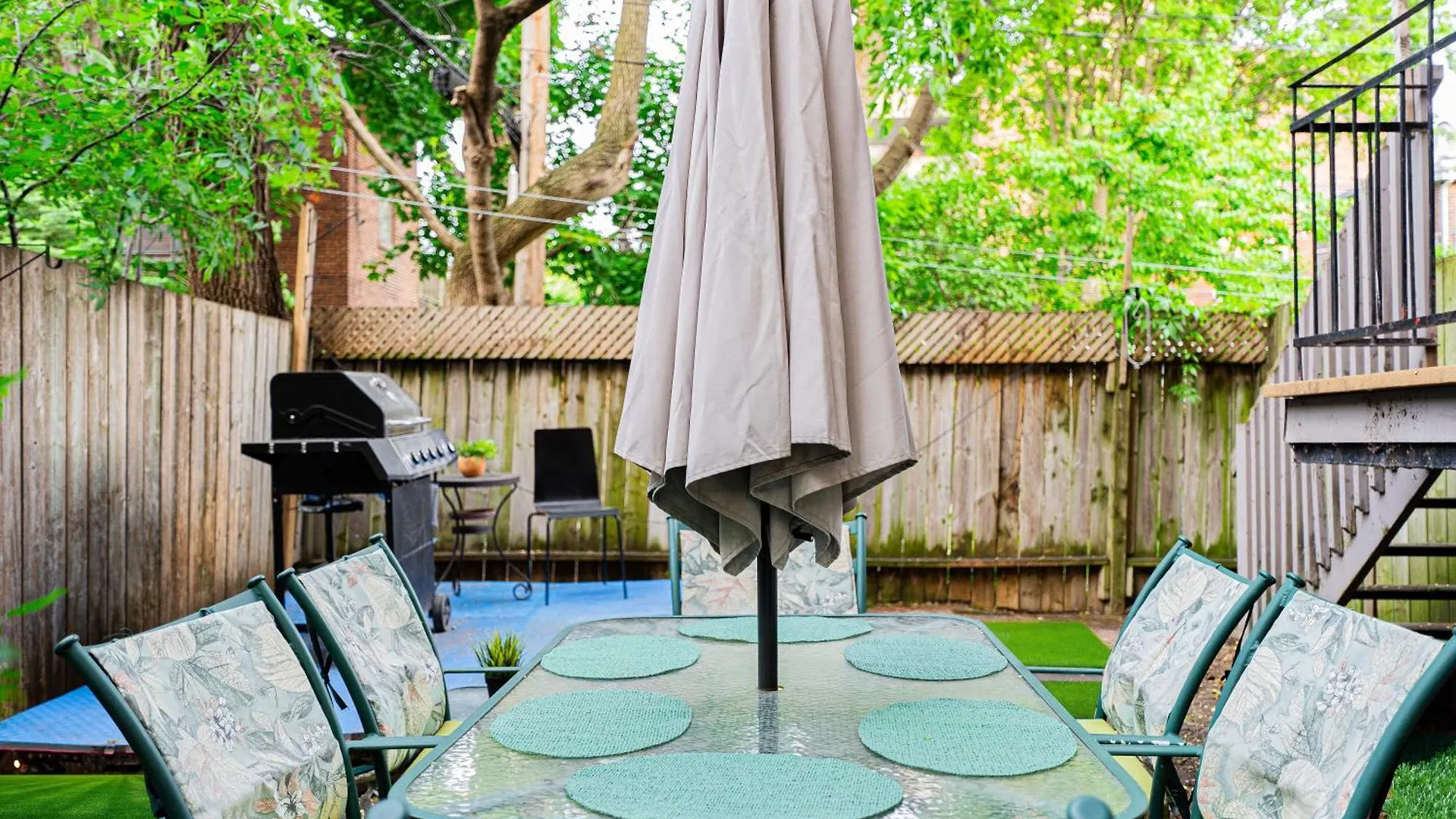 Apartment Charme Antique Avec Terrasse Bbq Canada